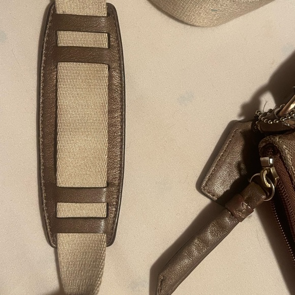 Coach Parker Crossbody Bag In Signature Crème Jacquard W Gold Accents GUC - Picture 13 of 16